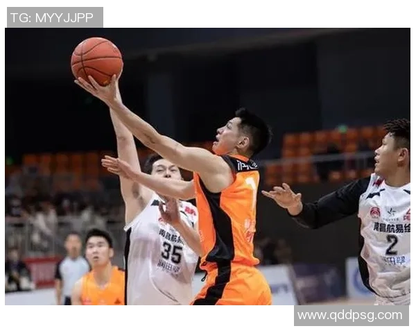 重庆篮球队在冠军赛中的战术分析与表现评估 重庆篮球队在冠军赛中的战术分析与表现评估